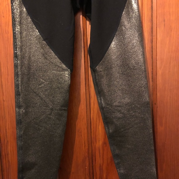 NWOT - Old Navy leggings - Picture 2 of 3